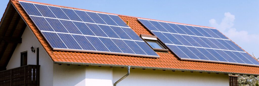 päikesepaneeldi majale